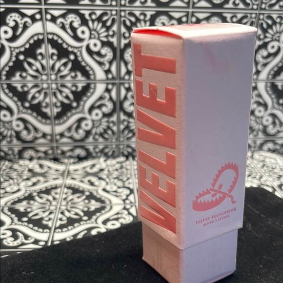 Jeffree Star Watermelon Soda Bright Pink Lipstick NIB - Picture 4 of 6